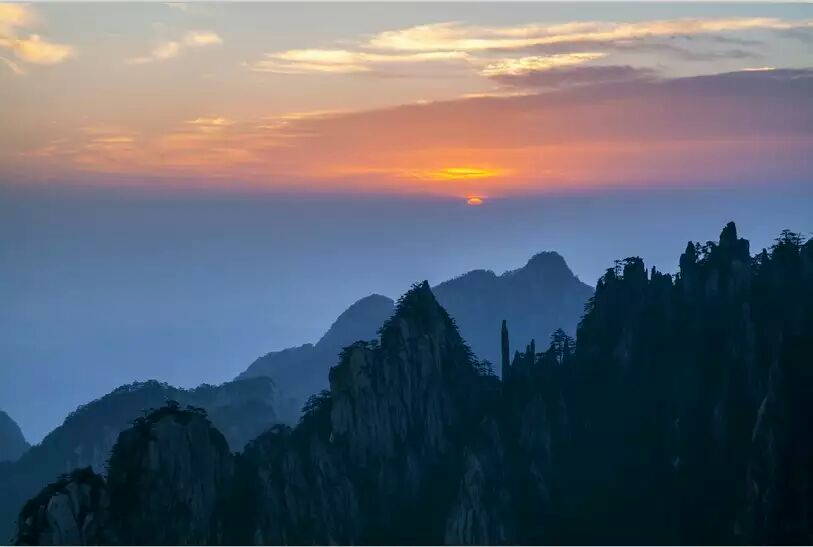2016年5月3日，黄山始信峰日出，摄影：俞金花.jpg